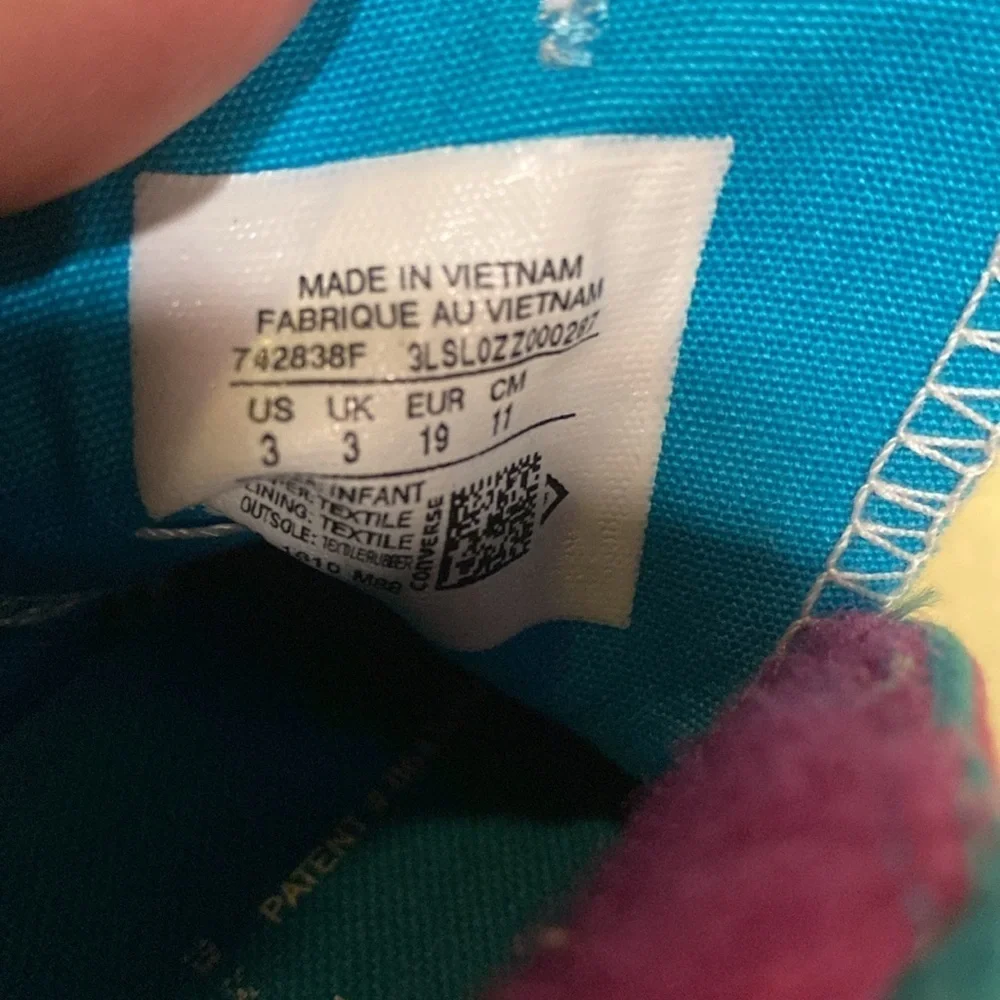 Converse size toddler
